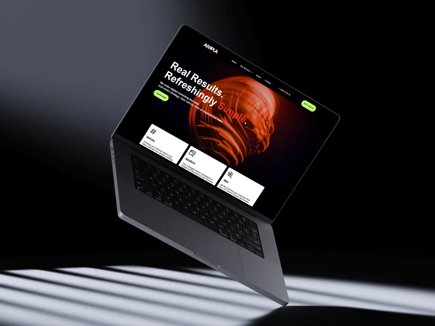 Ampla web on laptop