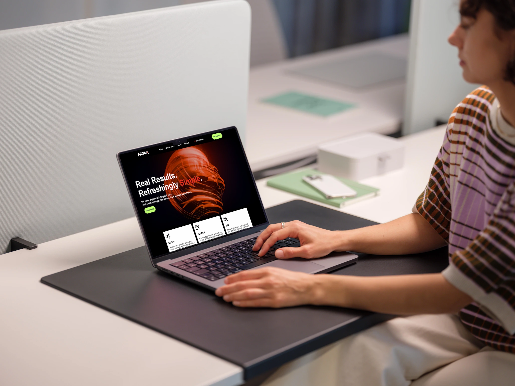 Ampla web in use
