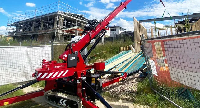 Legend Hire hydraulic jacking equipment in use on site