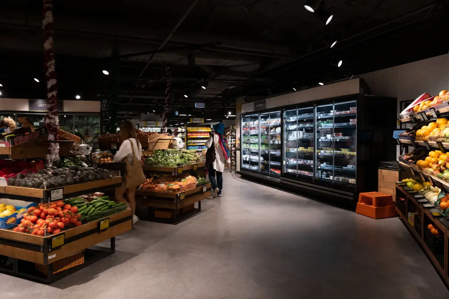 Focus Doors glass refrigeration doors installed in a supermarket fresh produce aisle